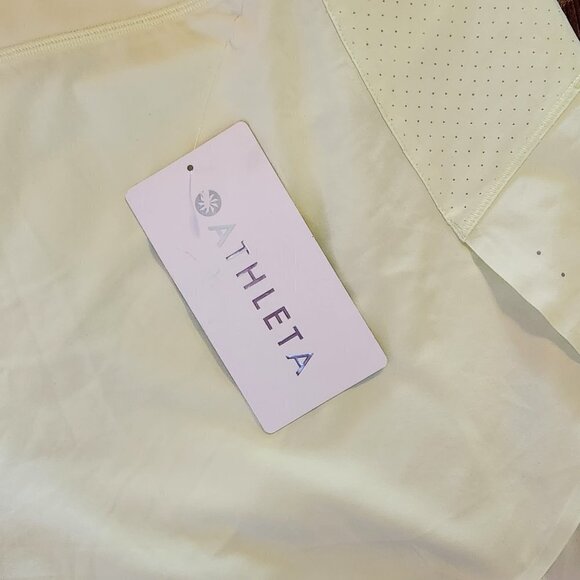 NWT ATHLETA Run With It Shorts 4.5" - Iced Lemon - Size 1X - Picture 8 of 9